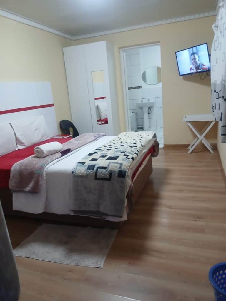 Luxury room at Alika Guest House, Benoni.