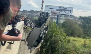 ear section of police vehicle found in Hennops River search for missing officers; investigation ongoing.