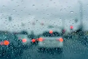 Monday weather forecast South Africa with thunderstorms, coastal winds and warm Western Cape conditions.