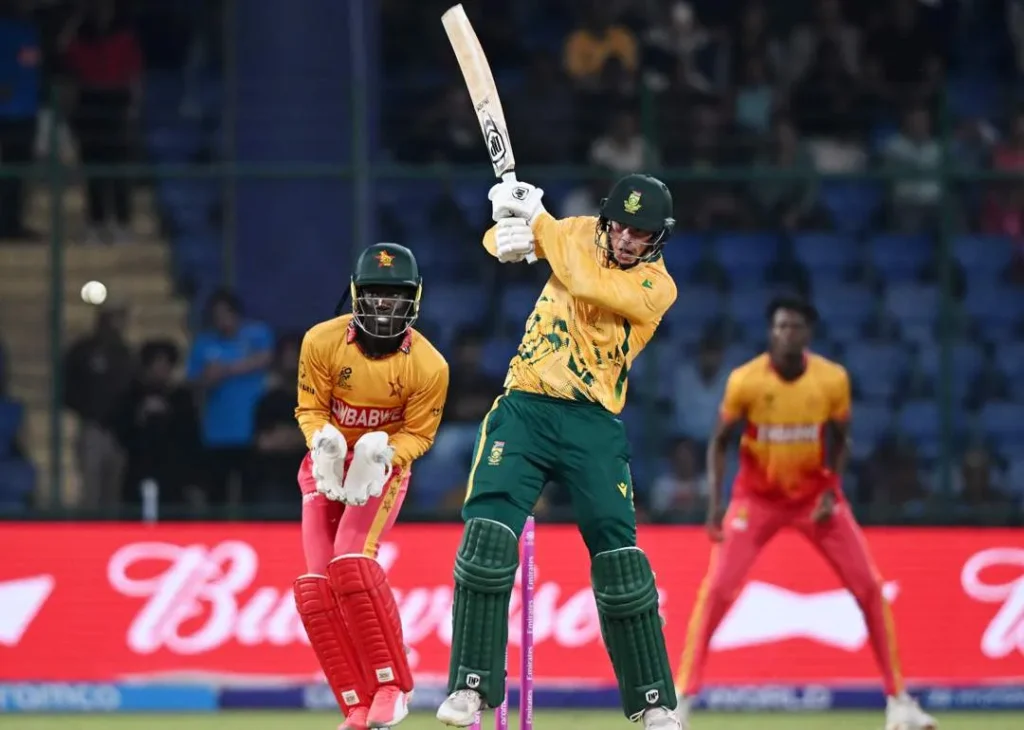 Proteas celebrate victory after beating Zimbabwe to stay unbeaten at the T20 World Cup Super Eights
