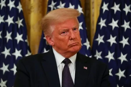 Trump pauses Iran strikes amid rising Middle East tensions and ongoing diplomatic negotiations