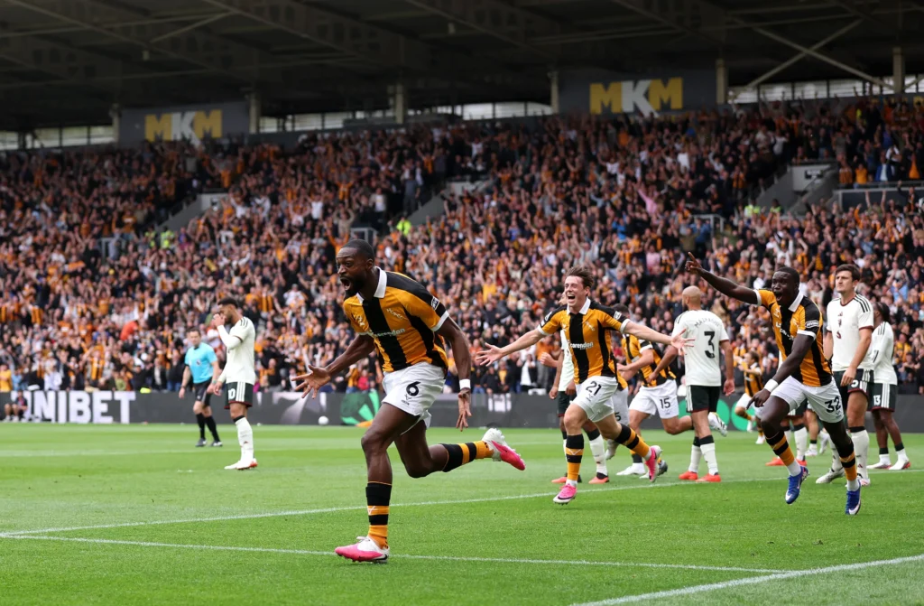 Hull beat Man Utd 2-0 in a Premier League match. Hull City players celebrate their 2-0 Premier League victory over Manchester United in 2026